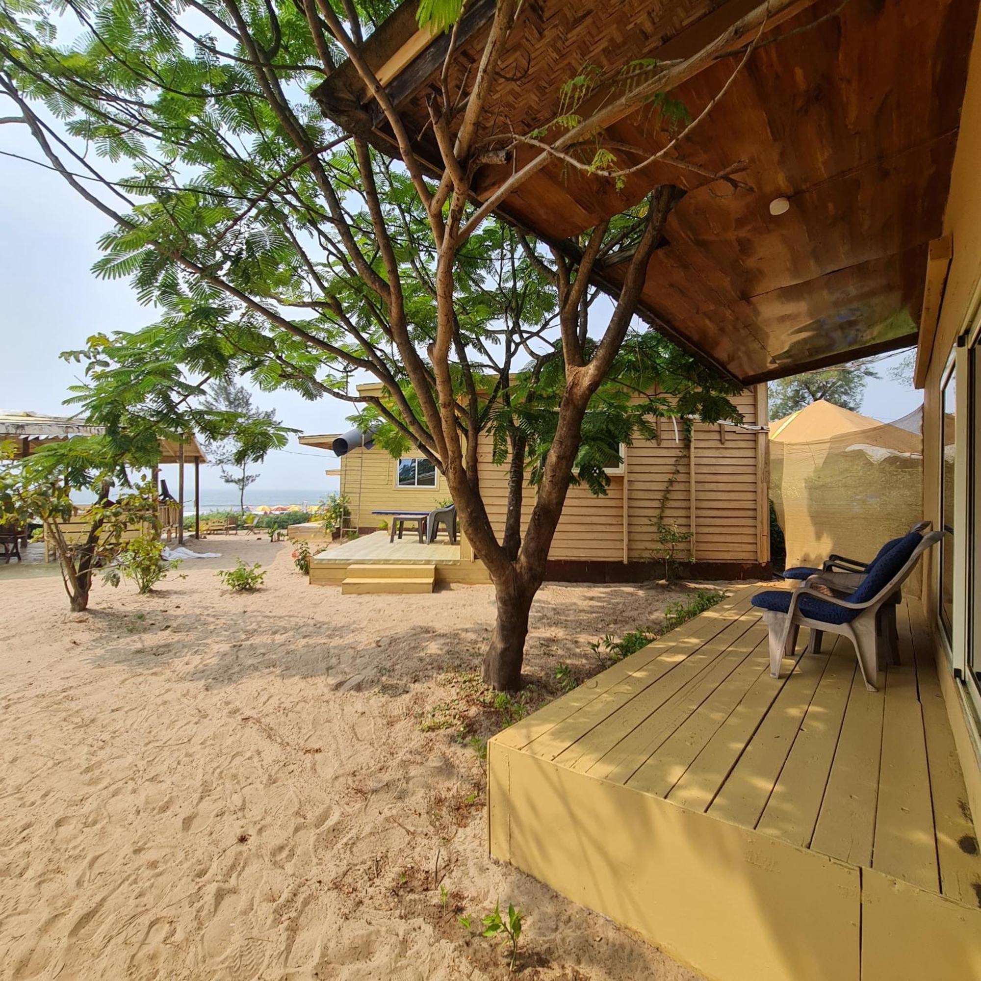 Love Temple Beach Resort Arambol Exterior photo